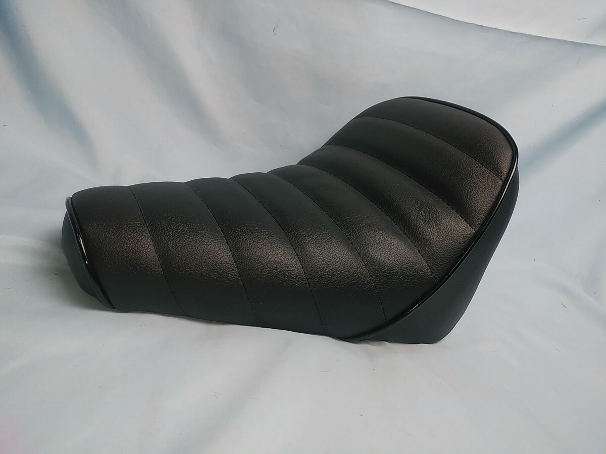 ■2E9 黒 パッソル カスタムシート 段シート 黒レザー 黒エナメルパイピング タックロール拍卖