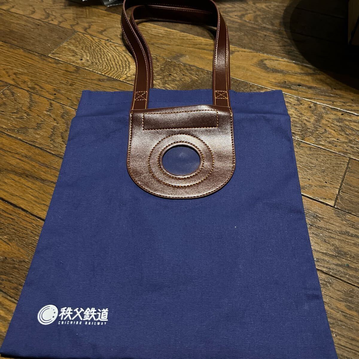 鉄道部品☆秩父鉄道 タブレットエコバッグ 玉付き 未使用 シリアルナンバー入り 666拍卖