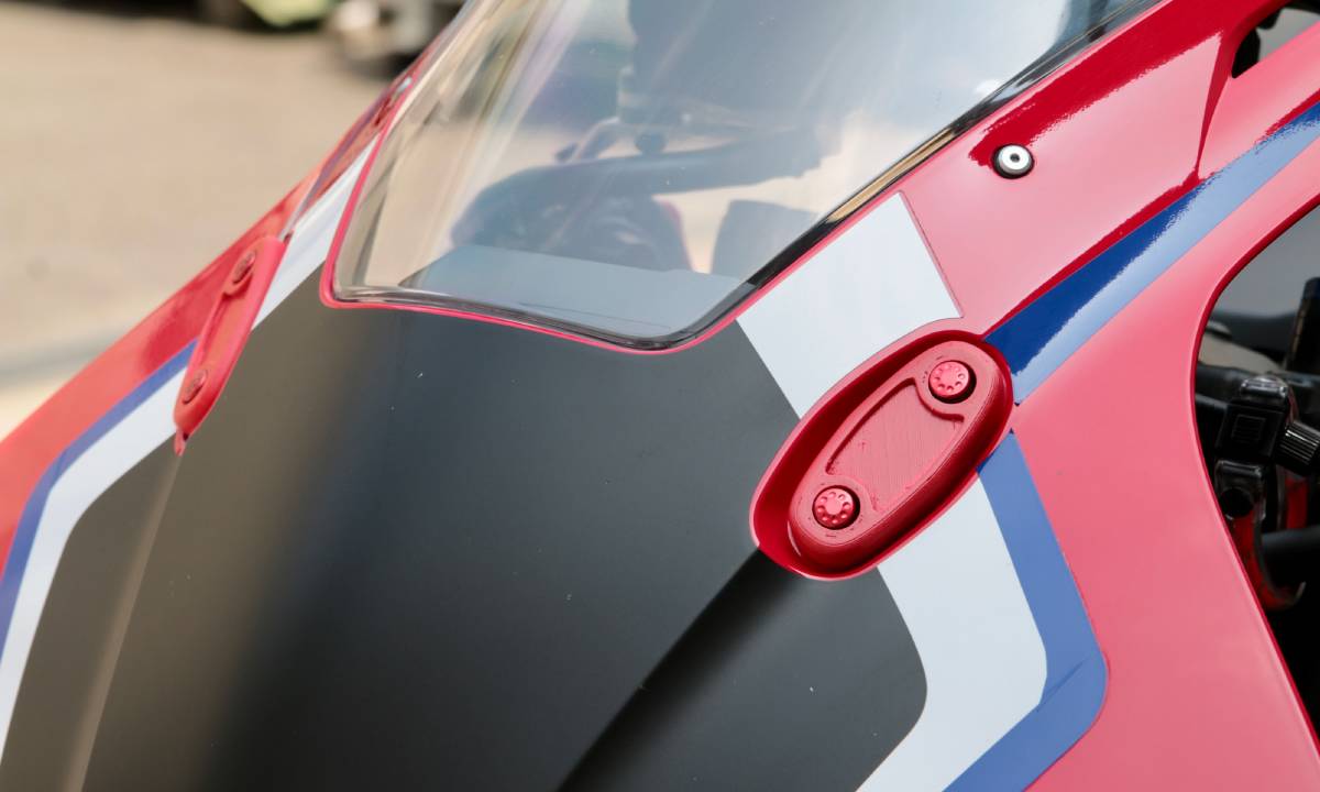 Route33オリジナル ミラーホールカバー CBR600RR(PC40) カラー3色 【POSH Faith製キャップボルトカバー付き(20%オフ)で提供】拍卖