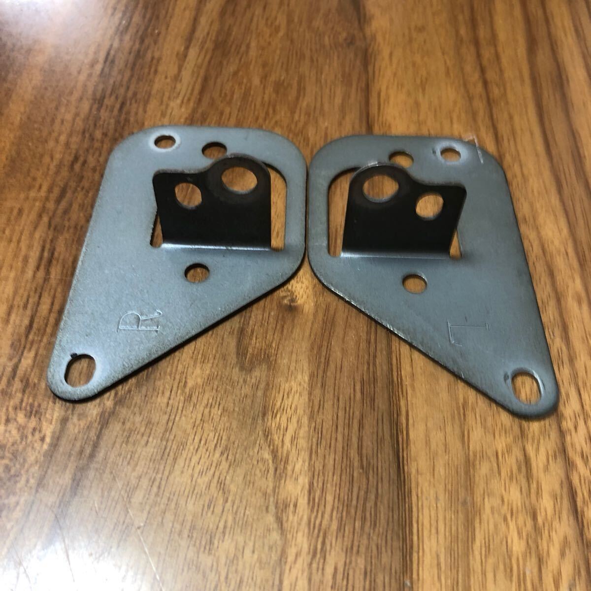 日野 HINO プロフィア レンジャー 純正 1DIN オーディオ ブラケット拍卖