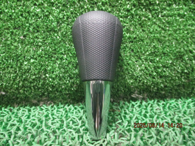 TRH200V トヨタ ハイエース シフトノブ 250006拍卖