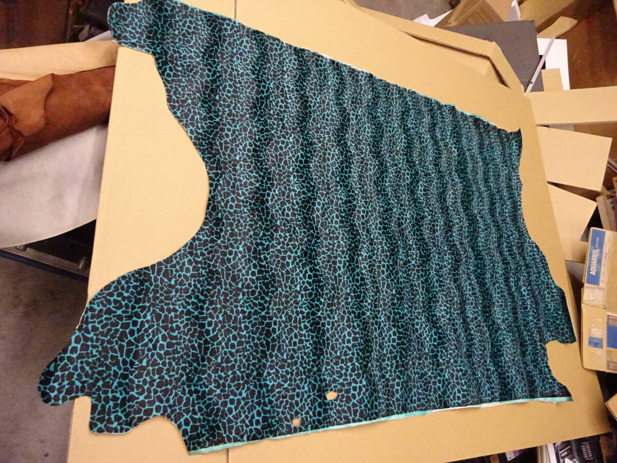 1200,緑キリン柄 100㎝ 900g 前橋市から拍卖