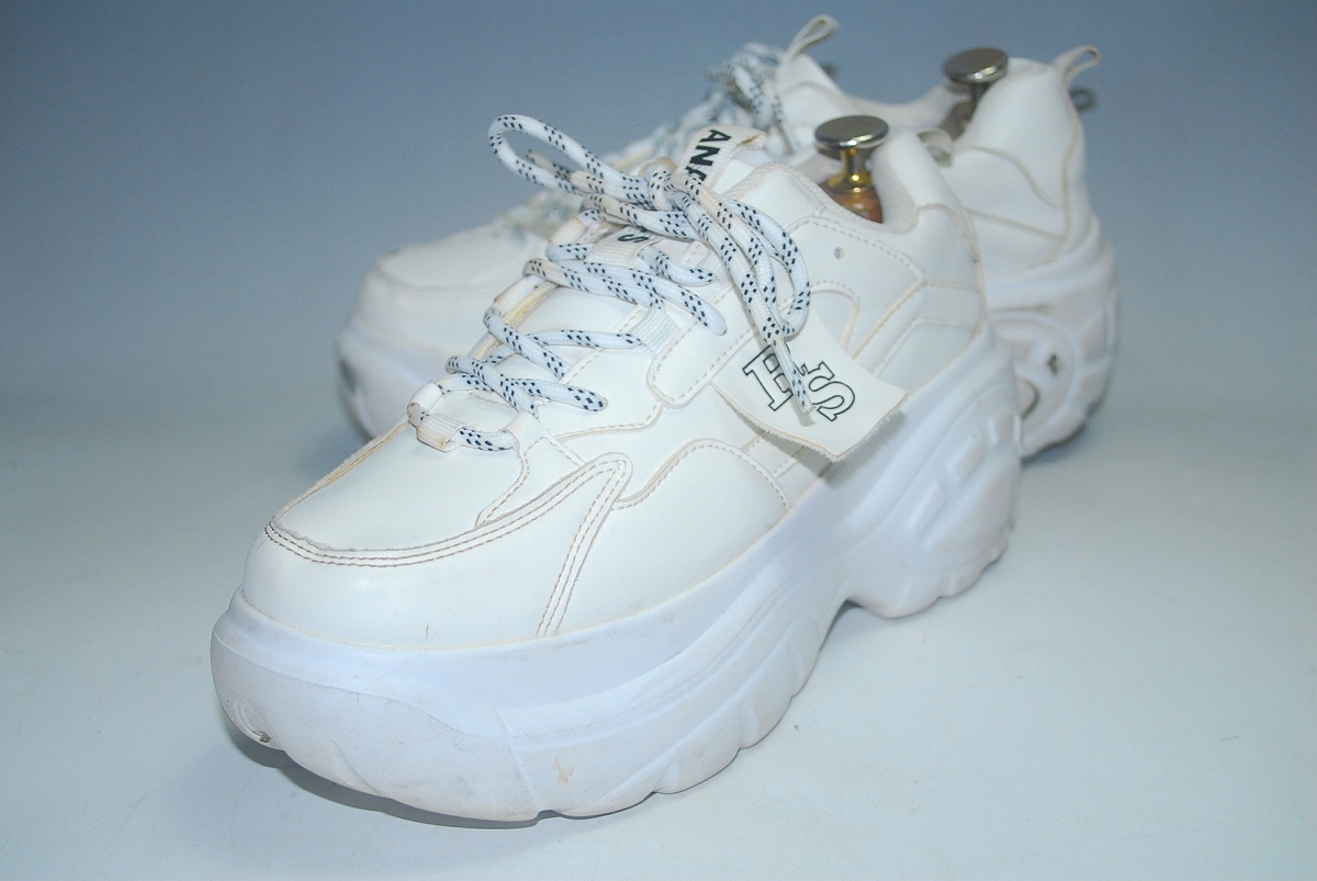 ATX2102/完全売り切り!最終価格!早い者勝ち!アナップガール◆ホワイト/US/23.5~24㎝/ロー/存在感抜群!王道最強/スニーカー!拍卖