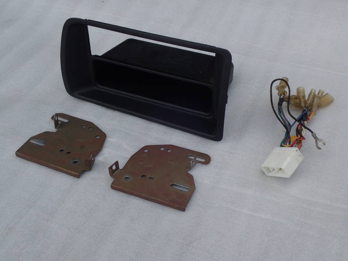 中古品】★サンバー★TV1★オーディオ取付けキット★2WD★AT★動作OK★②拍卖