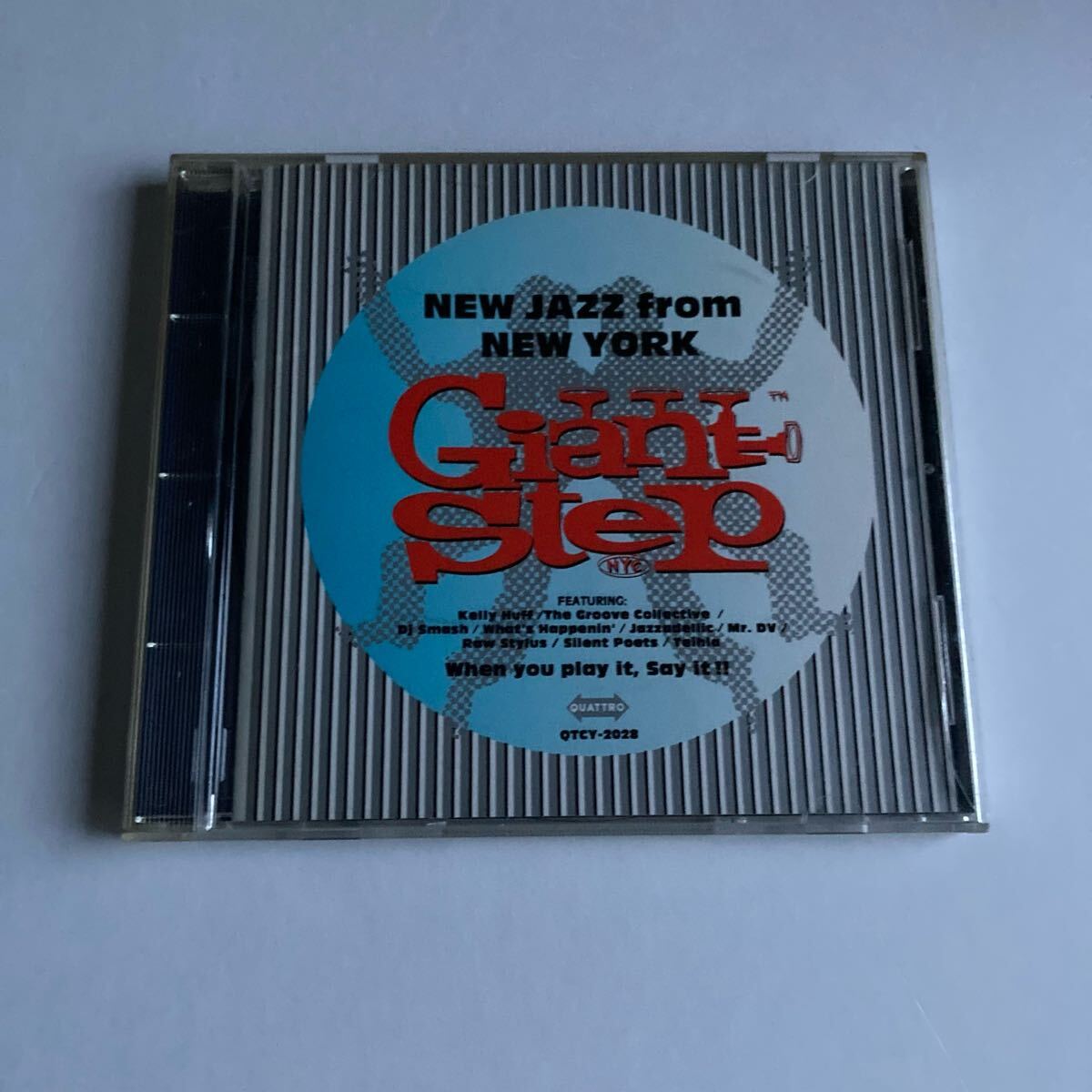 CD ニューヨークの新しいジャズを紹介するコンピレーションアルバム「Giant Step」盤面きれいです(管0753)拍卖