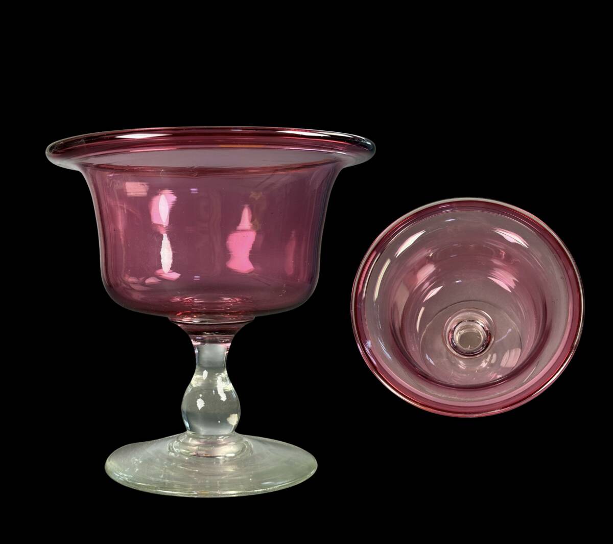 【偲】明治大正ロマン 碗形氷コップ 輪花形 青に乳白 手吹き 工芸硝子 硝子細工 高杯 高台 器 盃 フルーツ器 高約15㌢直径約14.7 ㌢ r-675拍卖