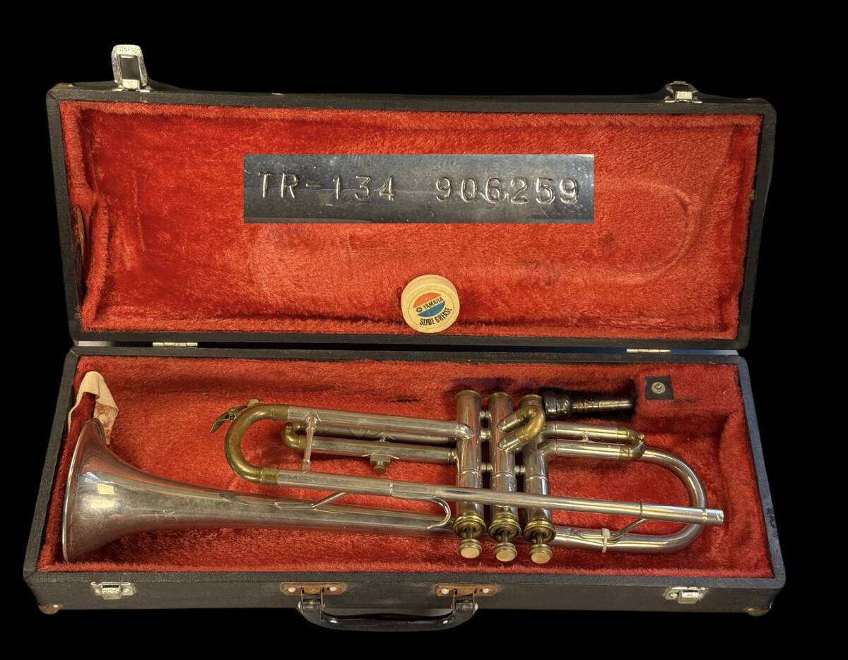 【偲】Nikkan (YAMAHA) TR-134 906259 ビンテージトランペット管楽器/金管楽器/吹奏楽/金色/吹奏楽/楽器/ r-650拍卖
