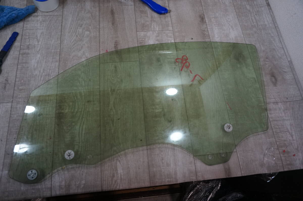 C816 BRZ(86)(ZD8)左前ドアガラス (43R-00034 M2H4) 中古拍卖