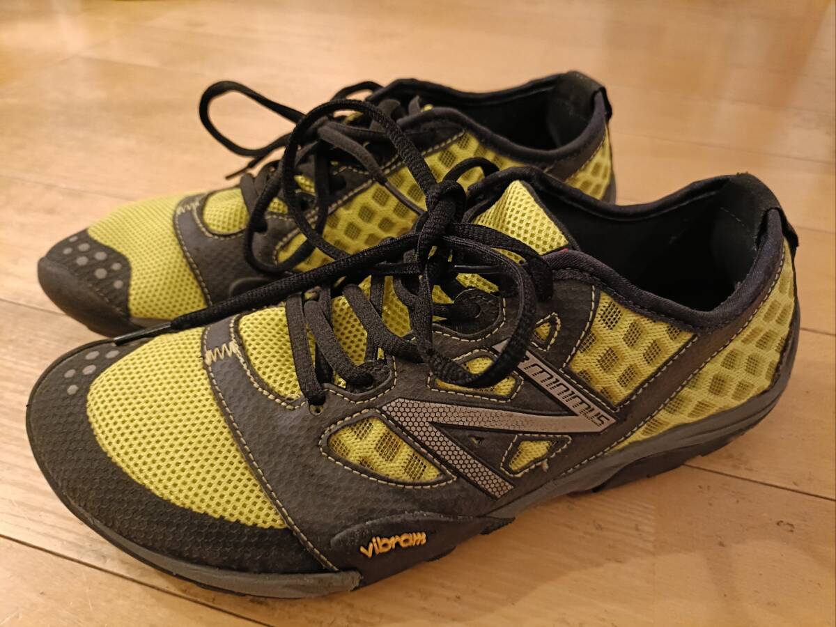 ニューバランス ウォーターシューズ 27 イエロー拍卖
