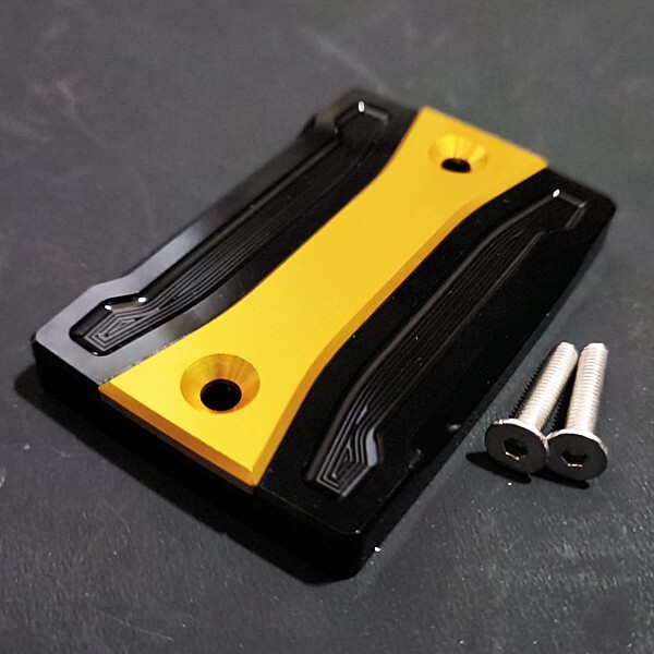 CBX400F CBR400F CBX550F VTZ250F VT250F 汎用 アルミ製 マスターシリンダーカバー マスターカバー フロントブレーキ クラッチカバー 金拍卖