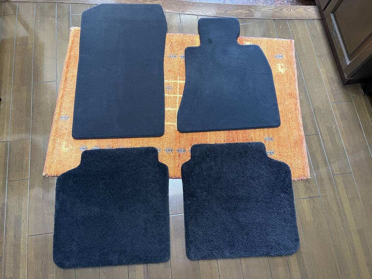 希少 BMW G12 7シリーズ 後期型 ロングボディ 右ハンドル車用740Li 740Ld 750Li 745Le M760Li  純正フロアマット 中古品拍卖