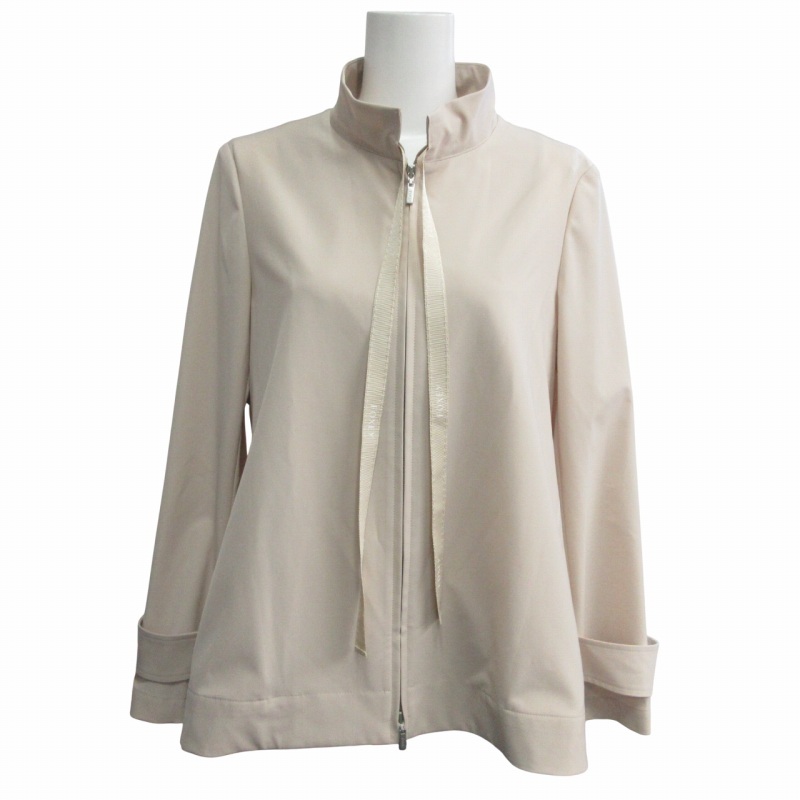 フォクシーニューヨーク FOXEY NEW YORK 極美品 23年 Coat Carmen ショートコート スタンドカラー 43475 ベージュ 38 約Mサイズ IBO76拍卖