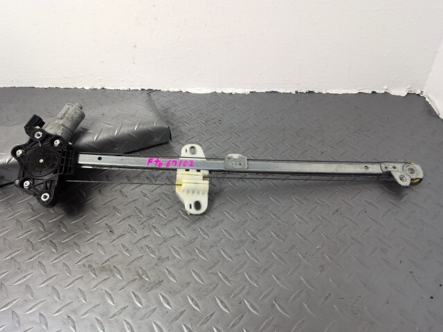 N-BOXスラッシュ JF1 右 フロント ドア レギュレター モーター 72210-TD 013拍卖