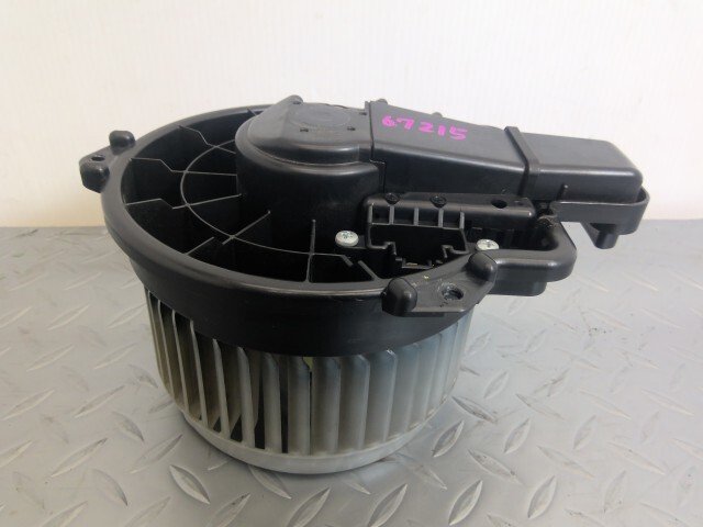 シエンタ NSP170G ブロア ファン モーター 87103-52200拍卖