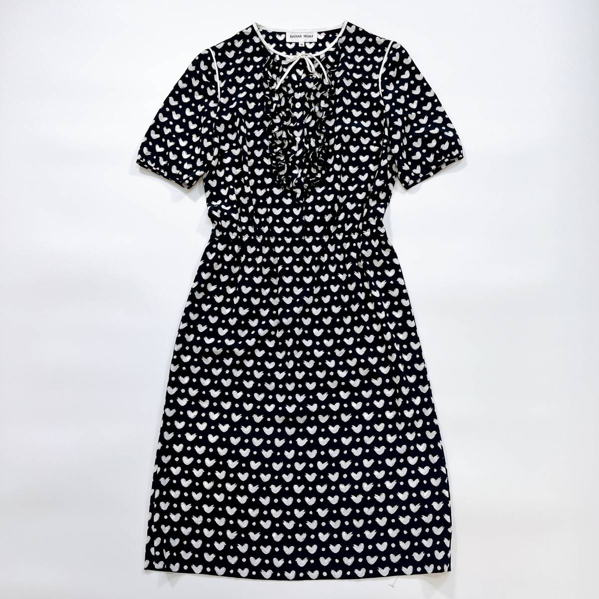 HANAE MORI フロントフリル 膝丈 ワンピース 38 半袖 紺 総柄 ハート柄 薄手 上品 可愛い お出かけ 夏物 日本製 ハナエモリ〇478ys拍卖