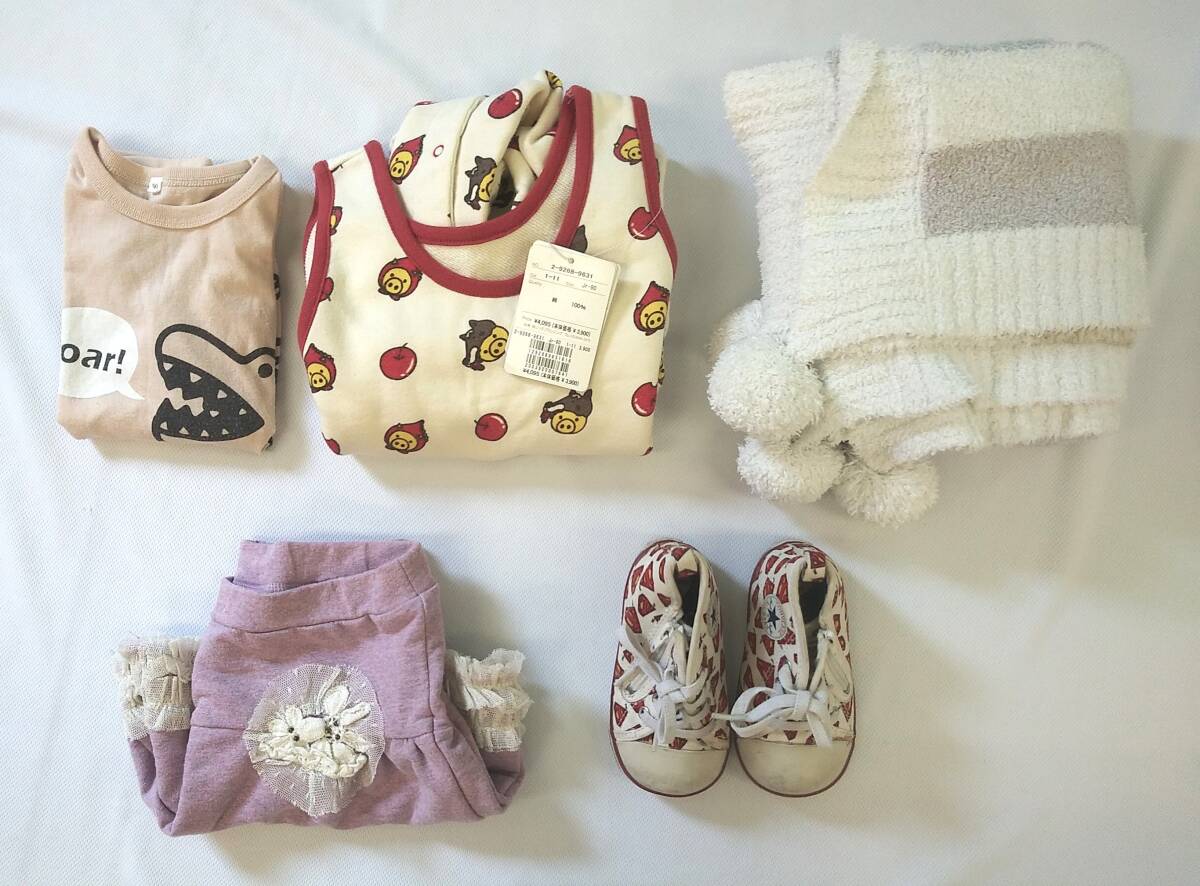 ブランド複数 80~90子供服5点まとめ売り 女の子用 01拍卖