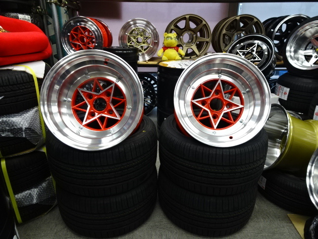 復刻版スターシャーク(レッド)8J-14 9J-14 海外製 175/60R14 新品 旧車拍卖
