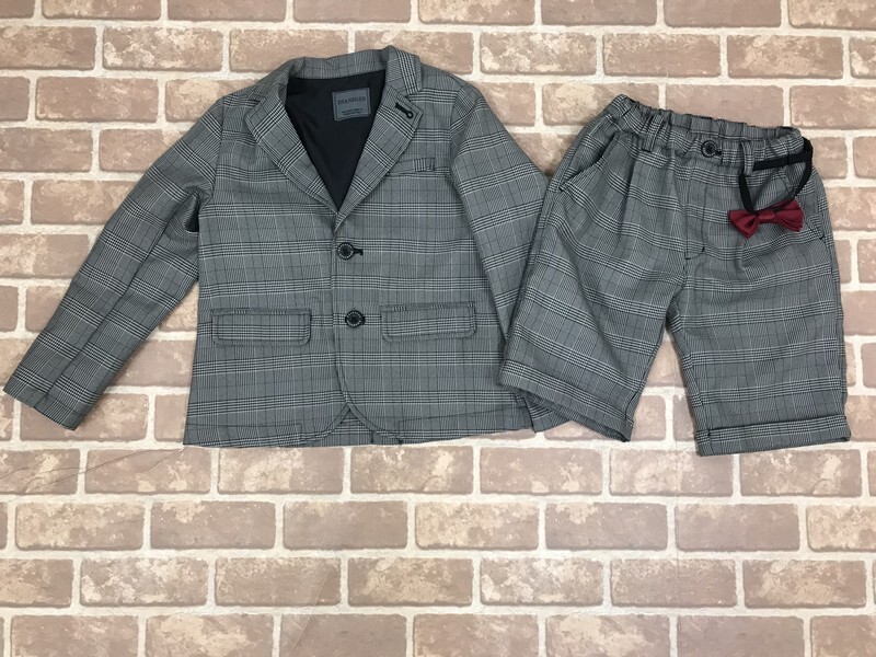 4027 子供 男の子キッズ 【 branshes 】 セットアップスーツ / ジャケット・ショートパンツ サイズ:120cm 色:グレー拍卖