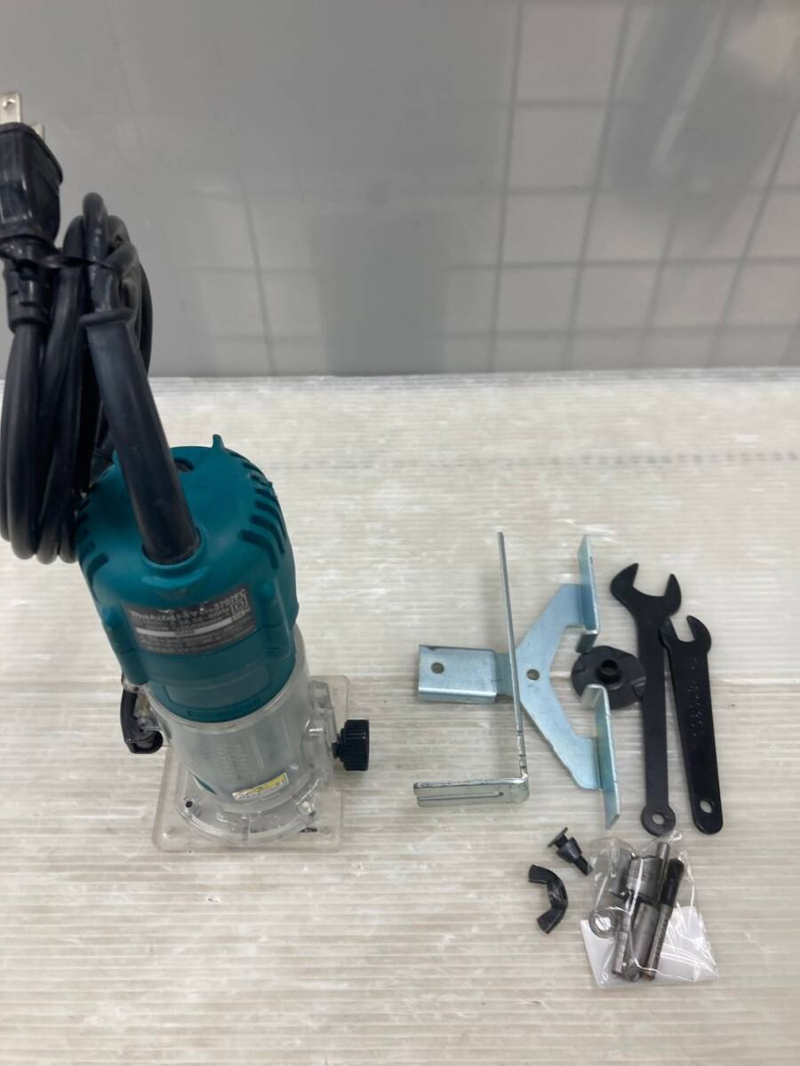 【中古品】【0924】★makita(マキタ) 6㎜電子トリマ 3707FC ITJHYR7BJGDC拍卖