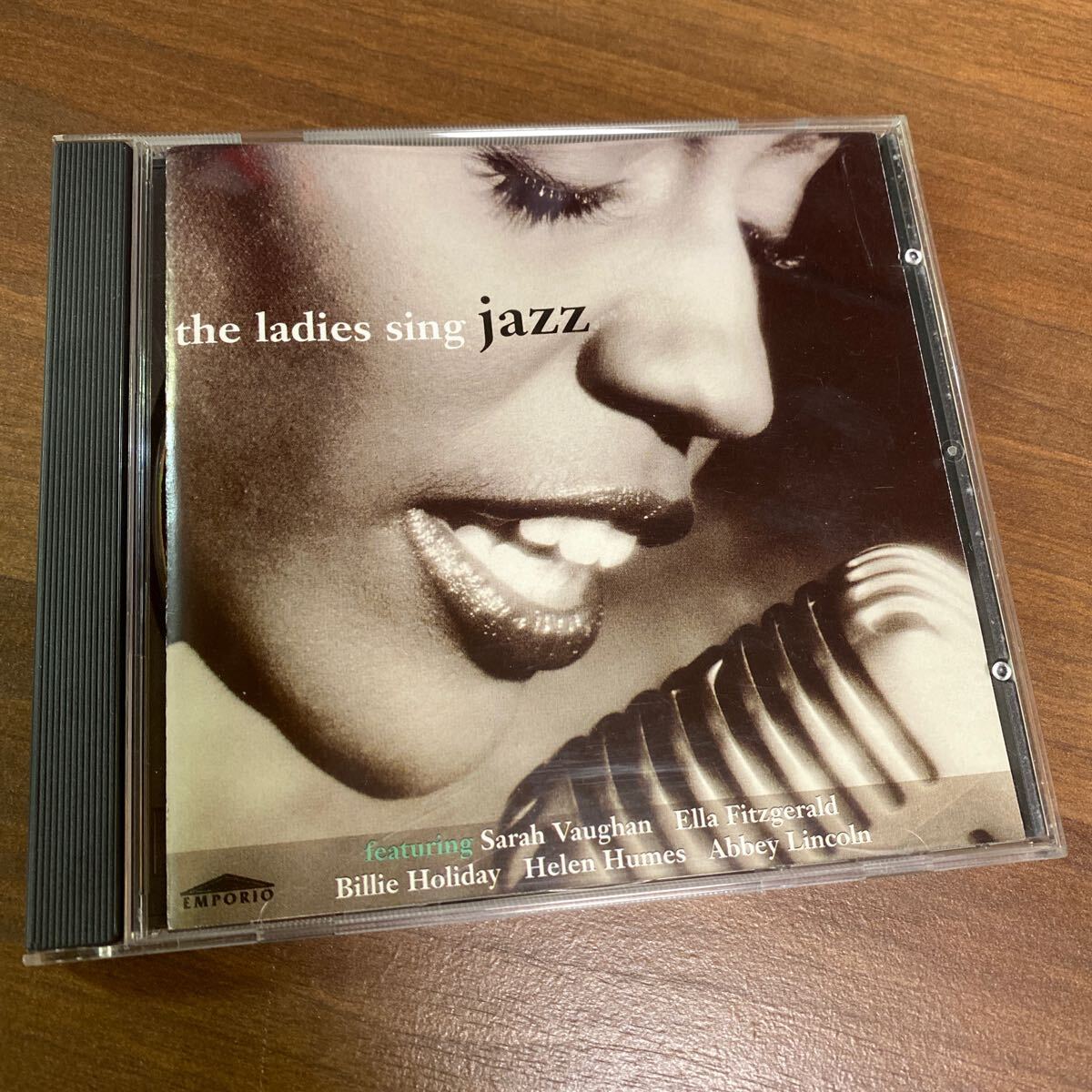 【同梱可】◇ The Ladies Sing Jazz サラ・ヴォーン アビー・リンカーン 他(輸CD) ☆ 070609★EMPRCD-696拍卖