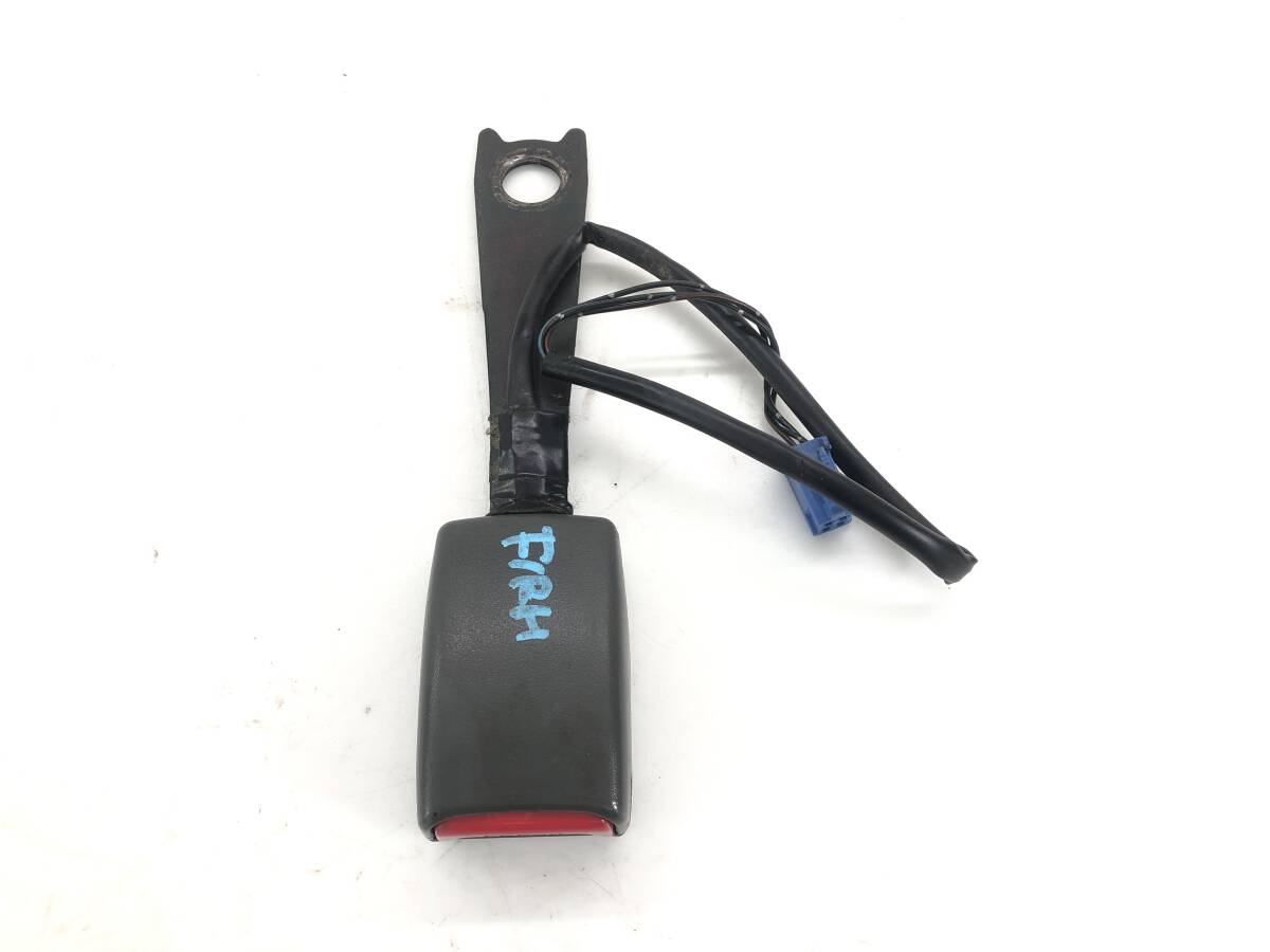 _b191863 トヨタ マークⅡ 2.0 グランデ GX100 シートベルト キャッチ フロント 右 F/RH FN60 JZX100 JZX105 GX105 チェイサー クレスタ拍卖
