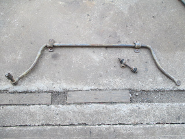 S57型、プリンススカイライン、フロントスタビライザー&リンク☆ジャンク拍卖