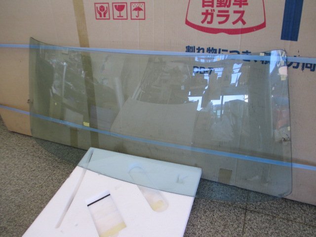 GB122、サニトラロング、中期、純正フロントガラス NISSAN ZONELEX Z CENTRAL DOT44 M085☆拍卖