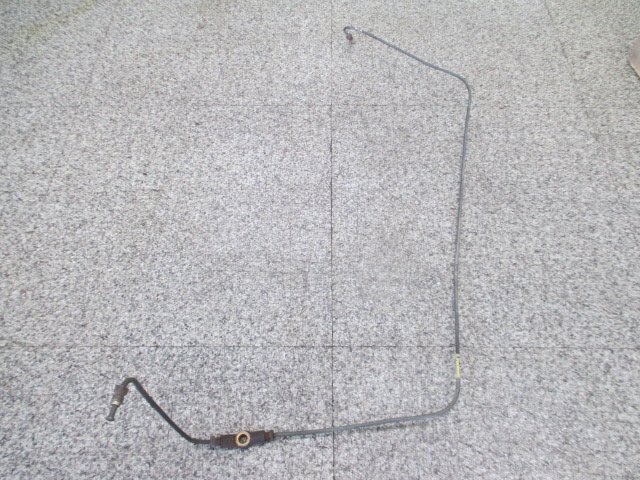 ローバーミニ、フロントサブフレームに付く ブレーキパイプ☆拍卖