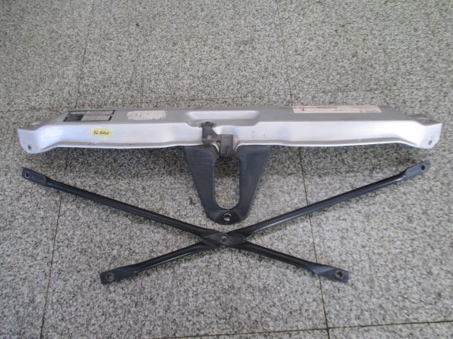 R129、W129、SL500、後期、ラジエーターアッパーサポート コアサポート&ステー☆拍卖