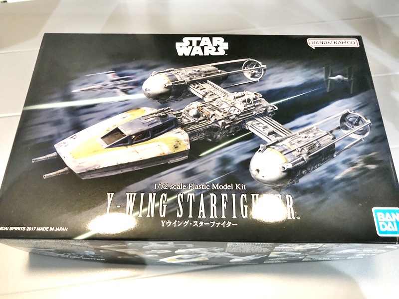 バンダイ 1/72 Yウイング・スターファイター プラモデル スターウォーズ(新品 在庫品)拍卖