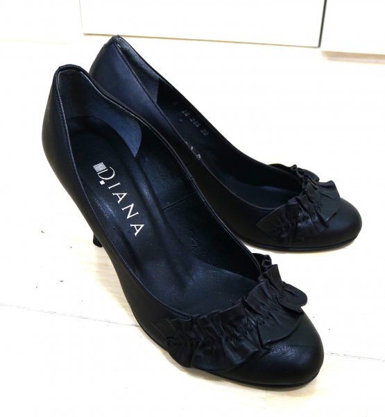 ダイアナ ★ 22cm・ハイヒール・レザー・フリル付き ★ ブラック拍卖