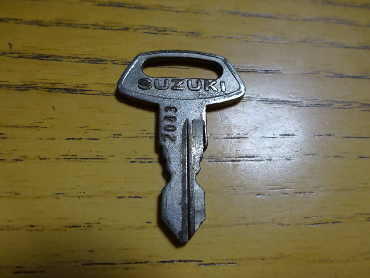 中古スズキ純正キー キーナンバー2043番 1本300円~拍卖