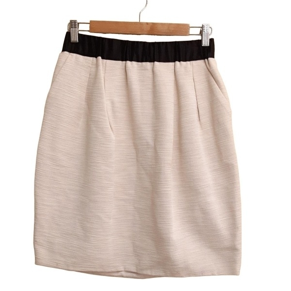 シップス SHIPS スカート サイズS - コットン、リネン アイボリー×黒 レディース ひざ丈 美品 ボトムス拍卖