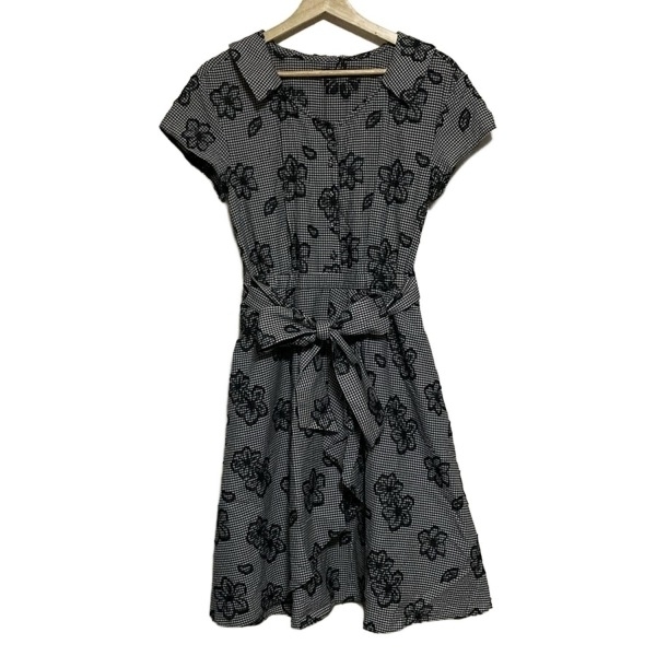 ジルバイジルスチュアート JILL by JILLSTUART サイズM - 黒×白 レディース 半袖/ひざ丈/花柄/チェック柄 ワンピース拍卖