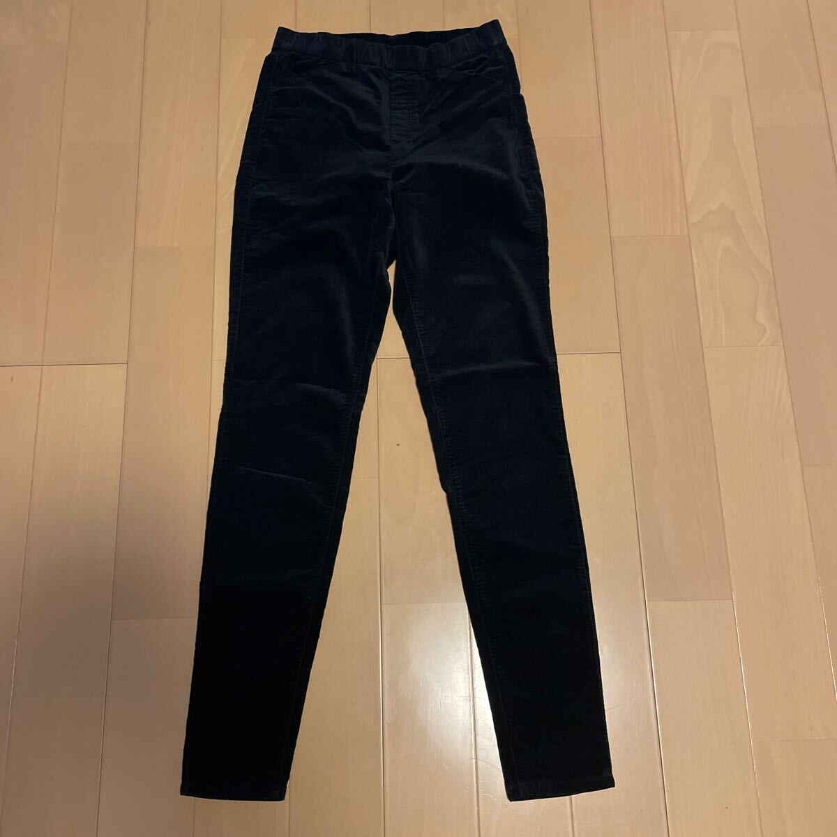 送料込み UNIQLO ユニクロ HEATTECH ヒートテックレギンスパンツ サイズS ブラック黒 ウエスト総ゴム 送料無料拍卖