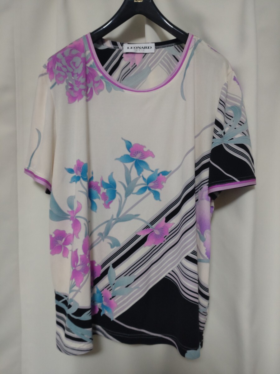 【極美品】レオナールパリ インポート 半袖ブラウス 46拍卖