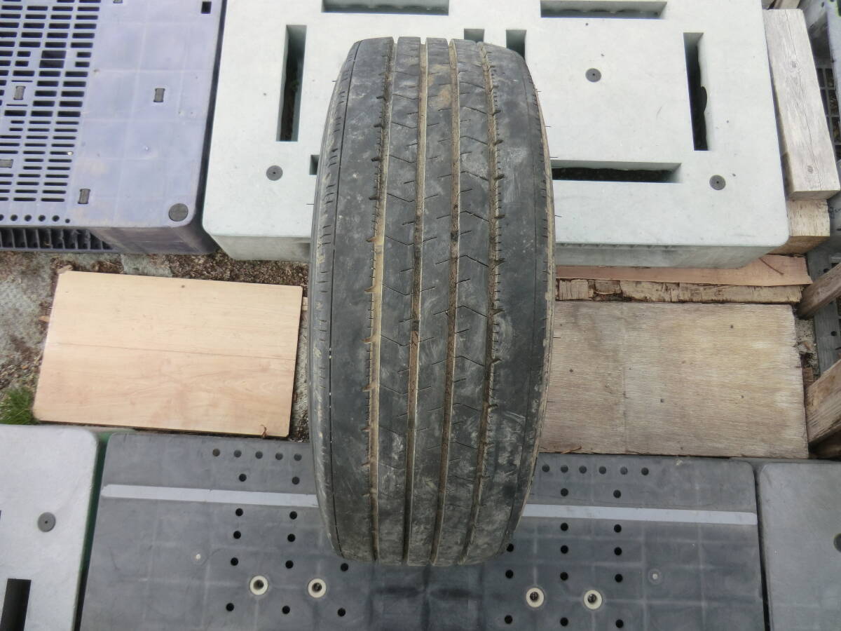 215/60R15.5 110/108L LIGHT TRUCK Goodyear G223 FLEXSTEEL 1本のみ 管理YN18R76-S5195拍卖