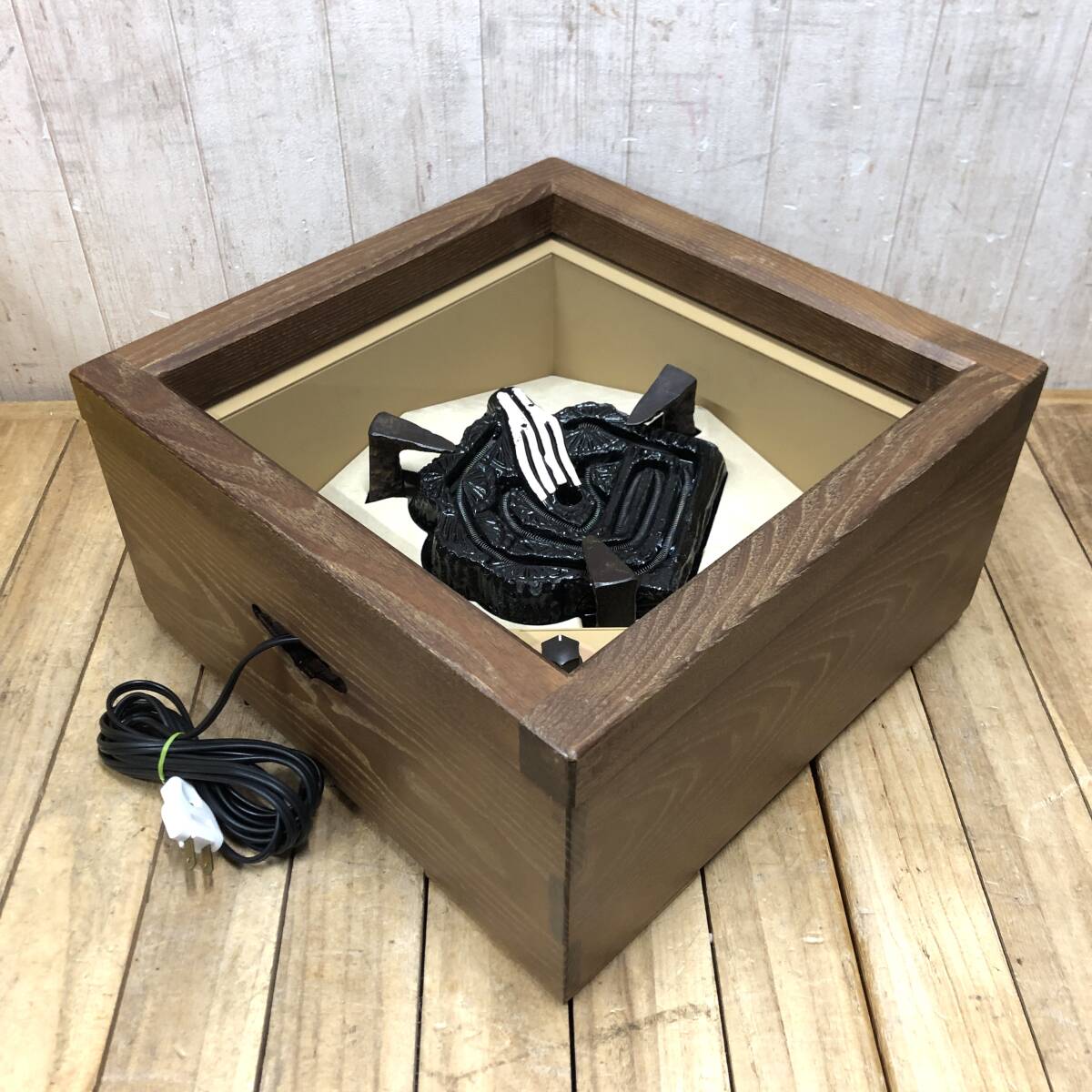 *【通電OK】置炉 女桑造り 野々田 炭型電熱器 切り替え式 内外300W/600W 炉縁 炉壇 電茶器 電熱ヒーター 炭型 電気炭 煎茶道具 茶道具拍卖