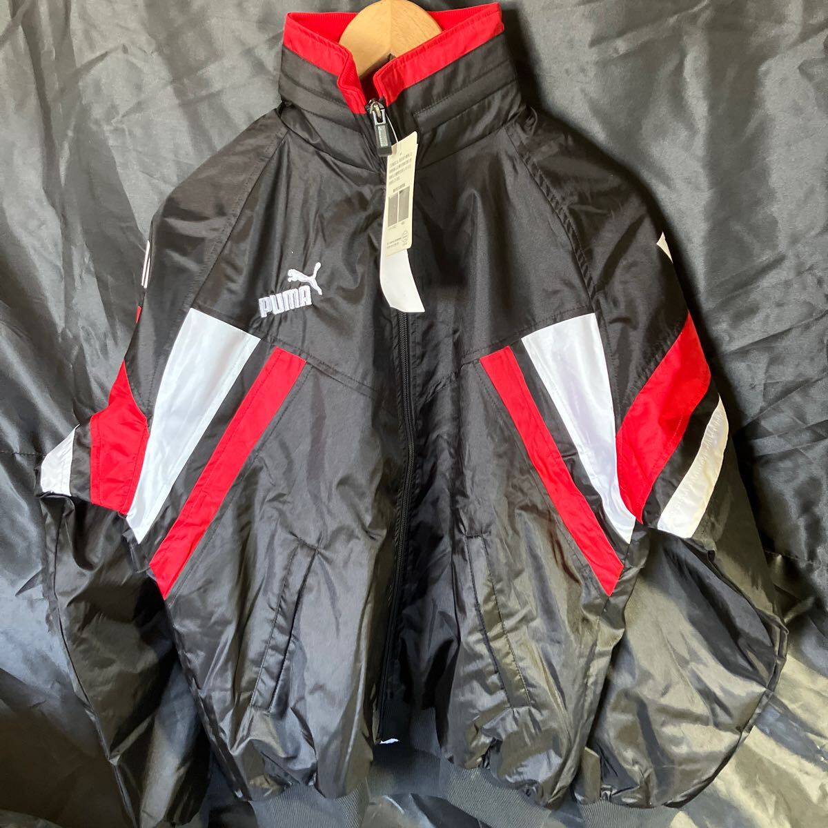 E19 PUMA PMW-F4SJ ウィンドブレーカー 160サイズ 新品未使用品 スポーツ ◎刺繍ロゴ入り拍卖