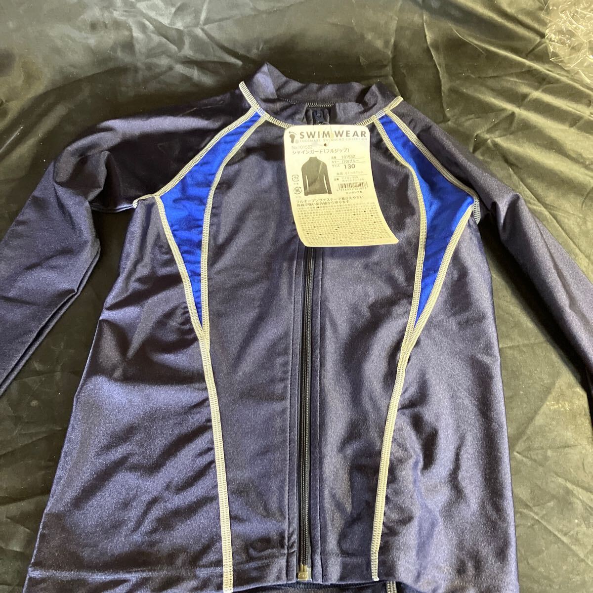 E78 swim wear 水着ウェア 130サイズ ネイビー×ブルー 新品未使用品 スポーツ 拍卖