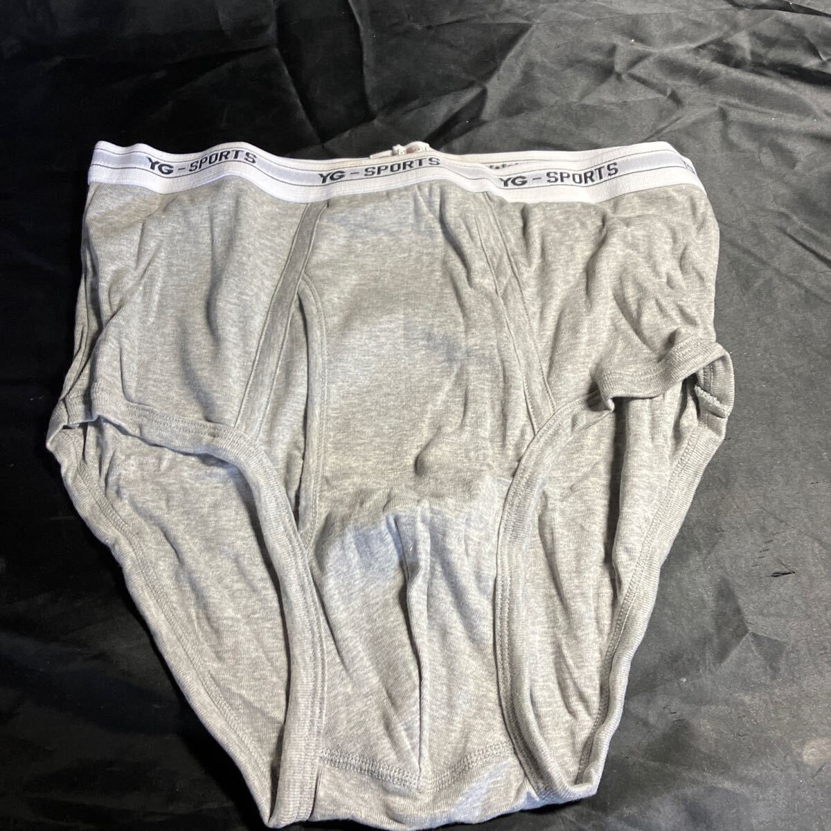F85 YG ボクサーブリーフ LLサイズ グレー 新品未使用品 拍卖