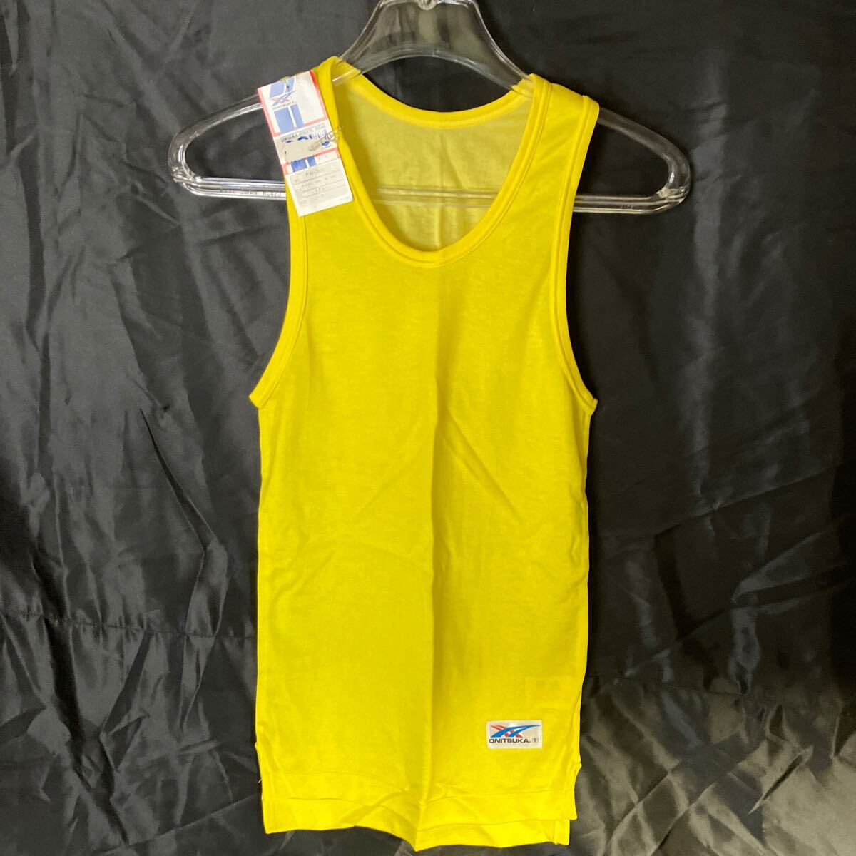 I44 onitsuka PW-7800 ノースリーブシャツ Sサイズ イエロー 新品未使用品 スポーツ ランニング ◎刺繍ロゴ入り拍卖