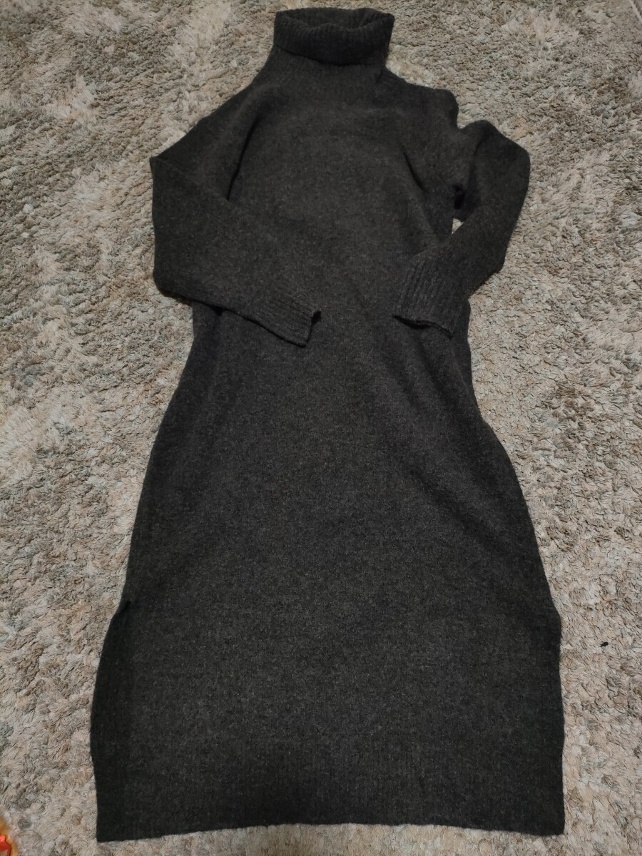 ユニクロ ニットワンピース グレー タートルネック カジュアル拍卖