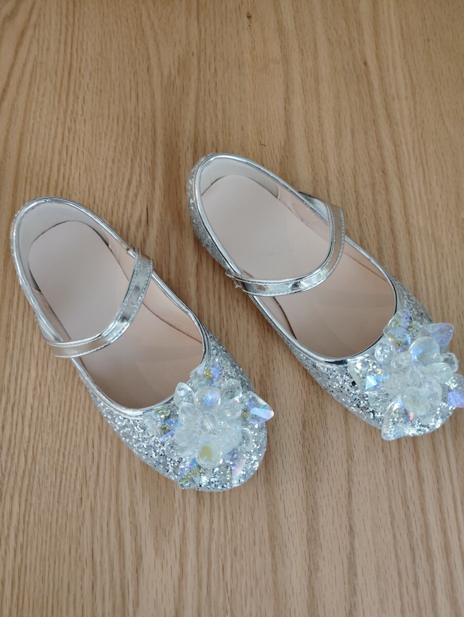 ゲッツ ドレス バレエ シューズ シルバー 19cm キラキラ ラメ 石 大きい飾り拍卖