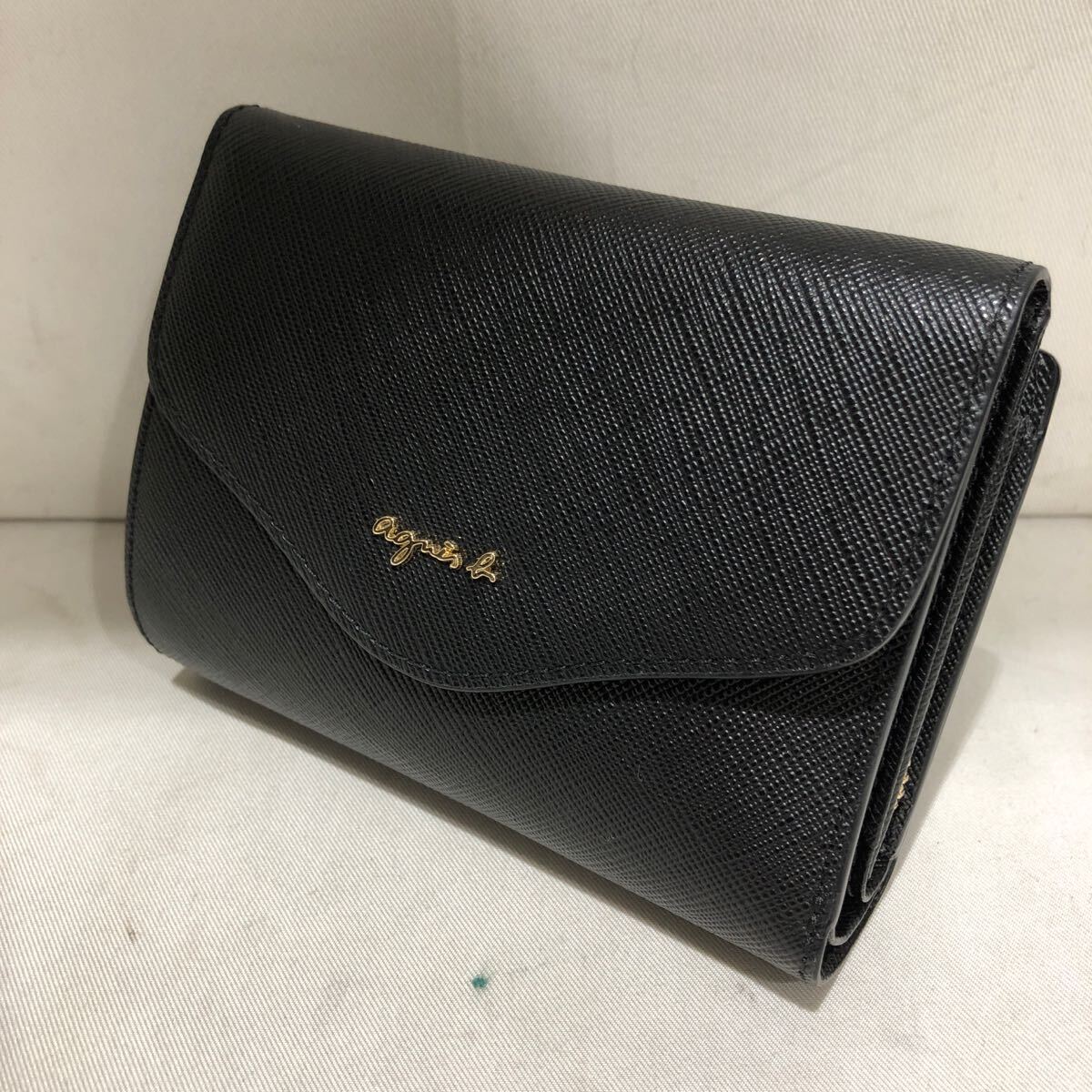ts20250611 【agnes b VOYAGE】アニエスベーボヤージュ 三つ折り財布 レザー ブラック 無地 レディース ava ウォレット TAW02-01拍卖