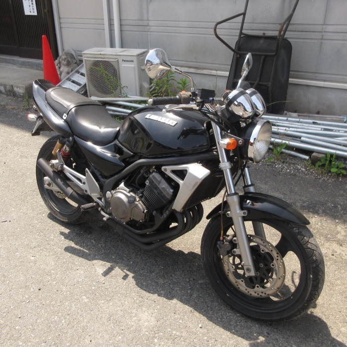 【B0085】Kawasaki カワサキ バリオス2 BALIUS-II ZR250B 実働 機関良好 ショート管 全国陸送対応可能【検 ゼファー XJR CBX CBR ジェイド拍卖