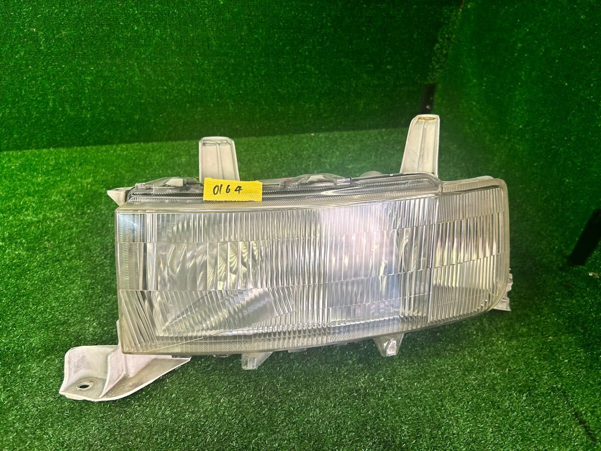 W0164-250626 bB NCP30 ハロゲン ヘッドライト 左 破損無し トヨタ TOYOTA (C)拍卖