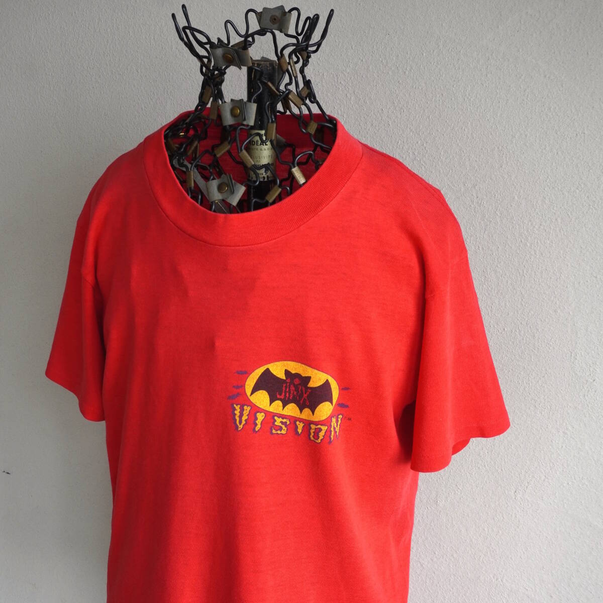 1980s ヴィンテージ VISION Marty JINX Jimenez バット両面プリント Tシャツ XS位 レッド 赤 コウモリ オールドスケート USA アメリカ 古着拍卖