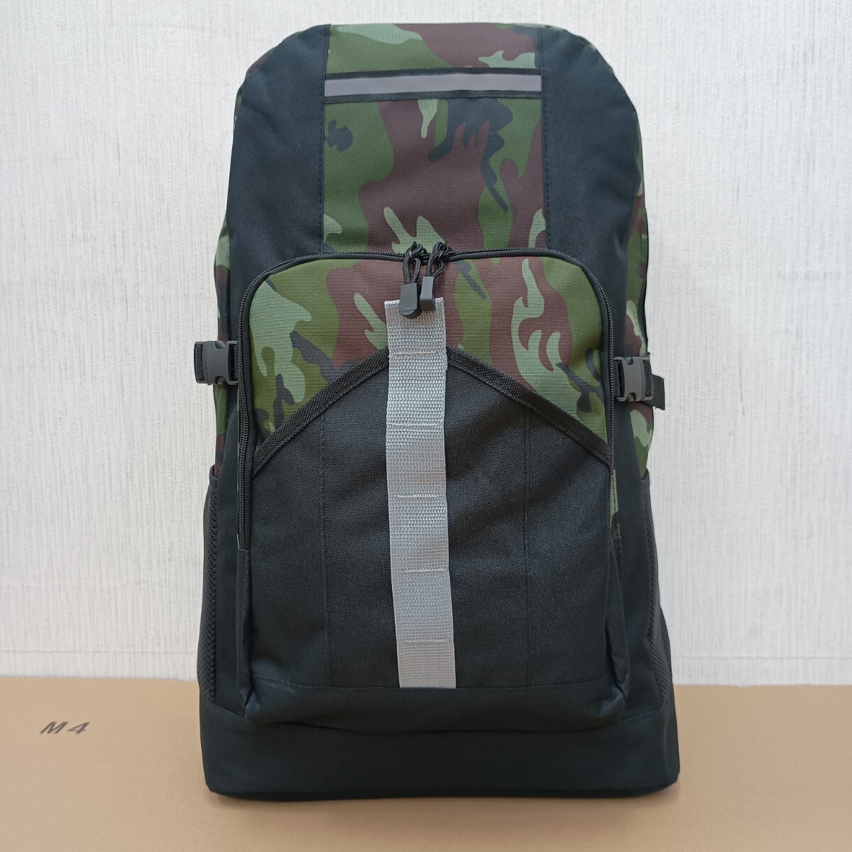 【新品】送料込み メンズ レディース キッズ 大容量 バックパック リュック Dパック 防災 避難 部活 作業 スポーツ ジム 拍卖