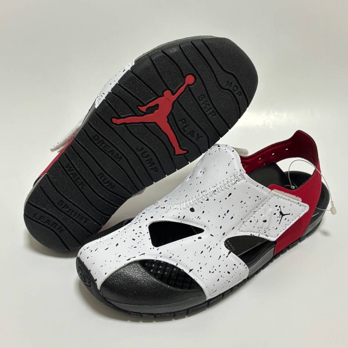 NIKE JORDAN FLARE PS サンダル 白 赤 黒 19cm ジョーダン フレア クロッグ シャワサン レッド CI7849-106拍卖